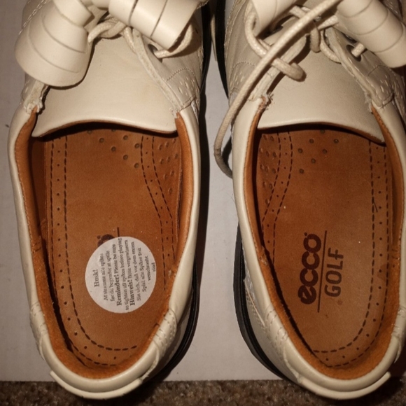 Ecco Gore-Tex Front Flap Leather Golf Shoes Wiomen's Size 7.5 Beige White - Picture 5 of 7